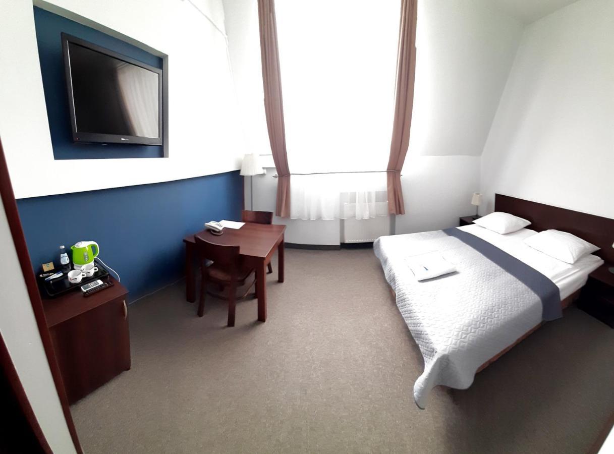 Osir Polna Hotel Варшава Екстериор снимка